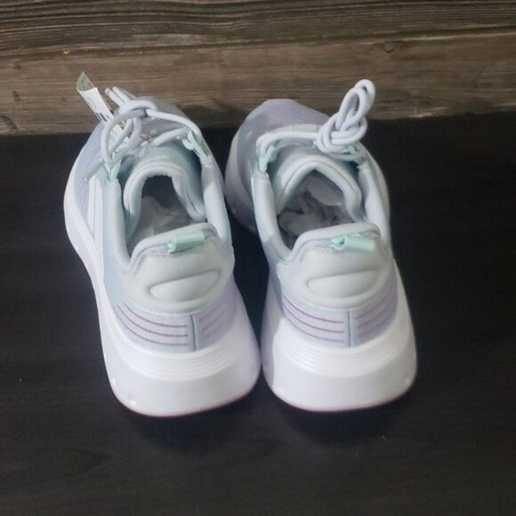 New Adidas Swift Run Kids‎ Sneakers Size 7Y Girl Lightweight Everyday Running - Picture 6 of 11